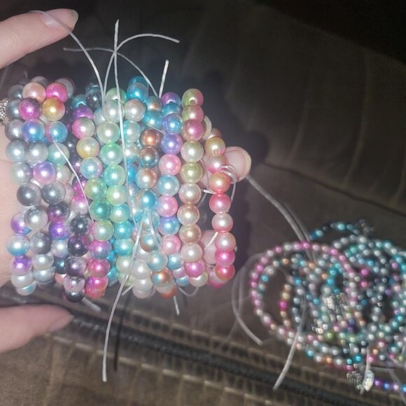 Bracelet Beads Kit - 1020 Pcs Gradient Colorful Round Beads(6mm+8mm) for Bracel - Picture 1 of 6